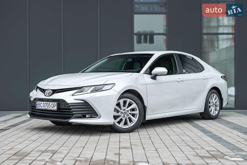 Toyota Camry 2022