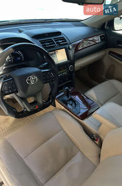 Седан Toyota Camry 2012 в Киеве