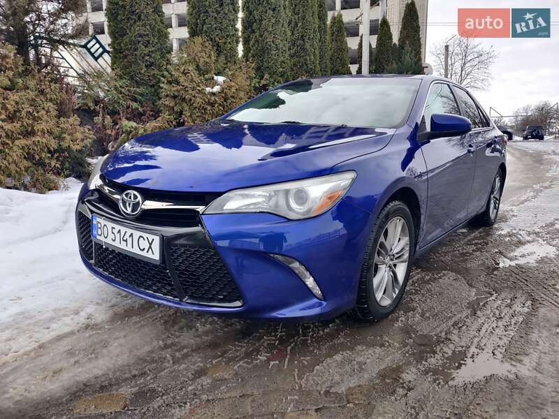 Седан Toyota Camry 2014 в Тернополе