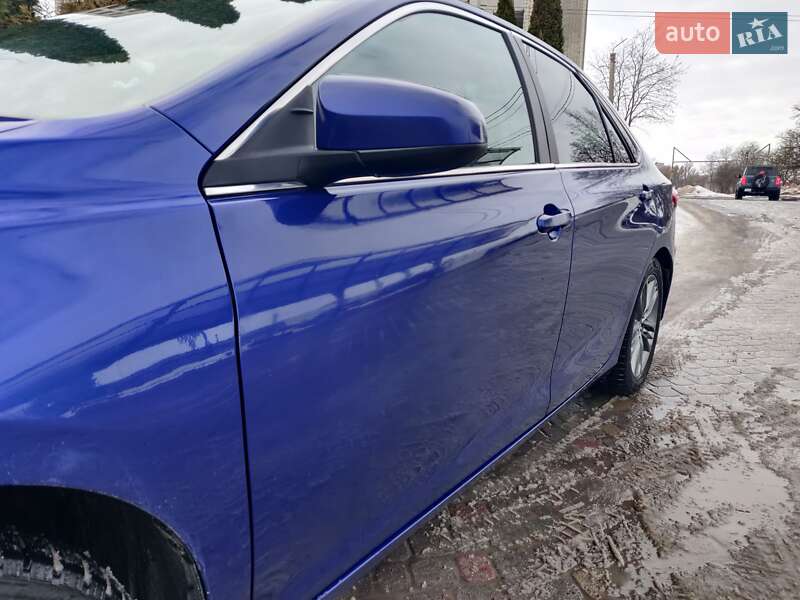 Седан Toyota Camry 2014 в Тернополе