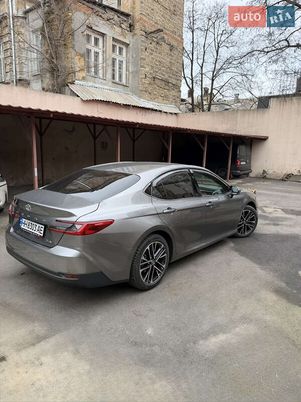 Седан Toyota Camry 2025 в Одессе