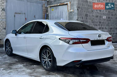 Седан Toyota Camry 2021 в Киеве