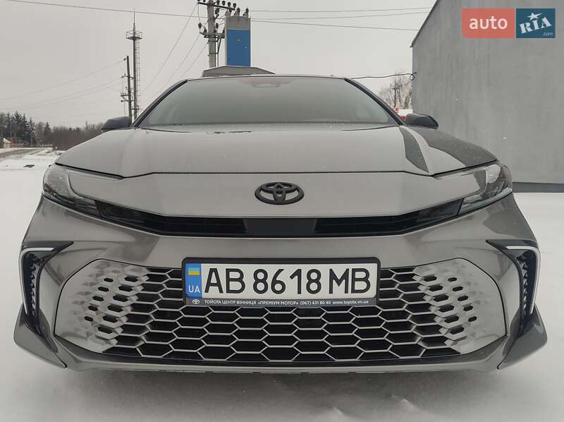 Седан Toyota Camry 2024 в Виннице фото 3 Седан Toyota Camry 2024 в Виннице