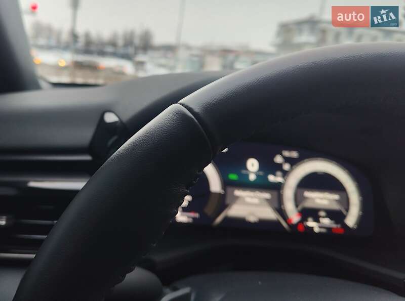 Седан Toyota Camry 2024 в Виннице фото 55 Седан Toyota Camry 2024 в Виннице