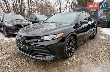 Седан Toyota Camry 2020 в Коломые