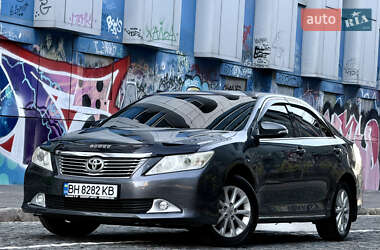 Седан Toyota Camry 2013 в Одессе