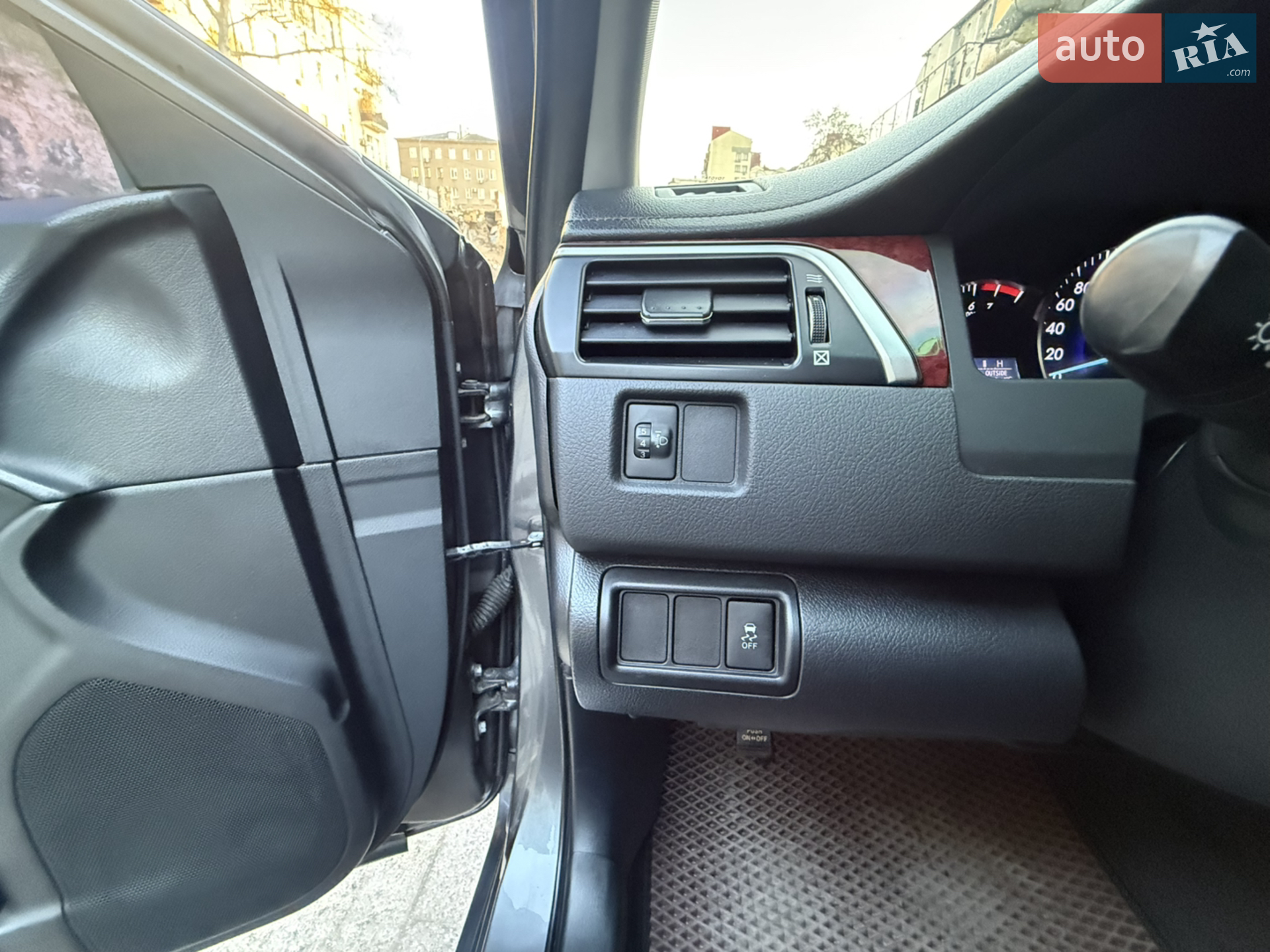 2013 Toyota Camry - мініатюра 70