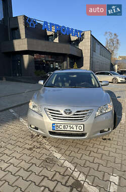 Седан Toyota Camry 2007 в Львове