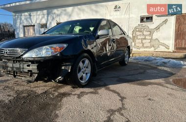 Седан Toyota Camry 2004 в Фастове