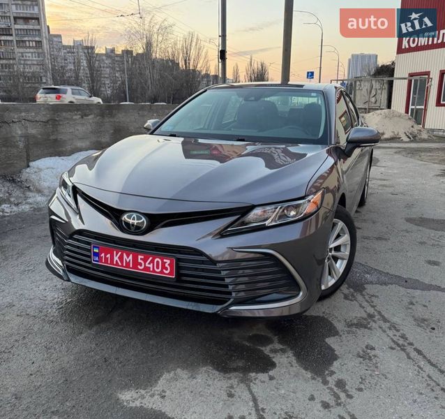 Toyota Camry 2022
