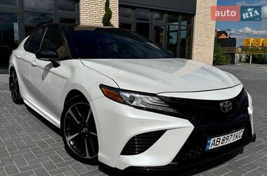 Седан Toyota Camry 2018 в Вінниці