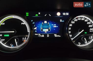 Седан Toyota Camry 2021 в Киеве