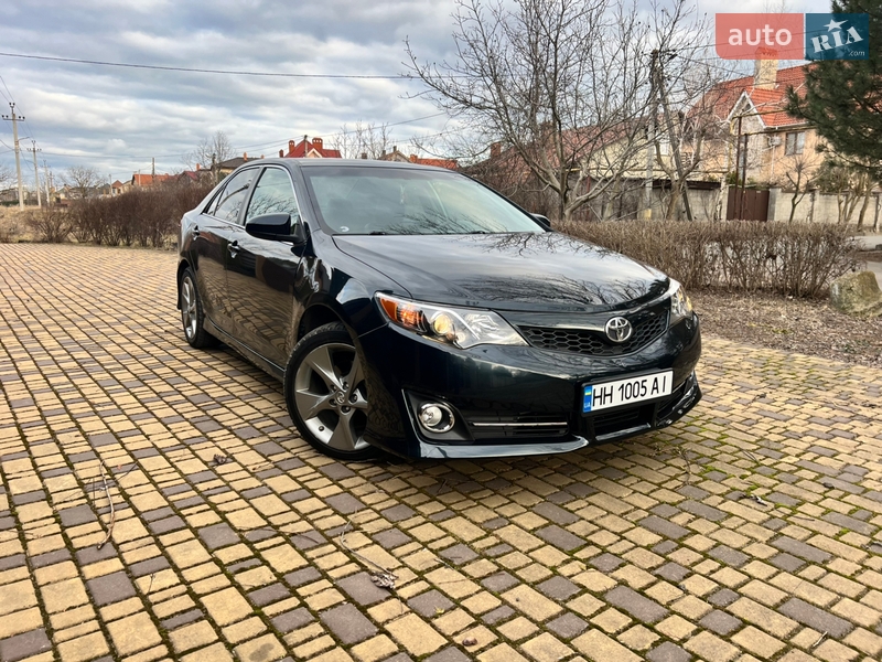 Седан Toyota Camry 2012 в Одессе