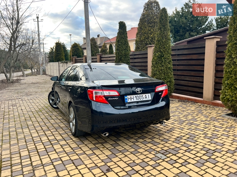Седан Toyota Camry 2012 в Одессе