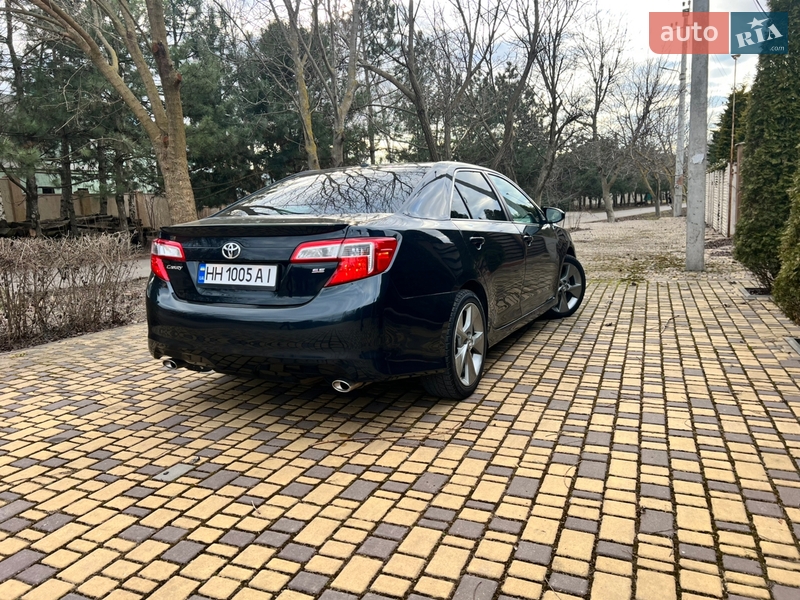 Седан Toyota Camry 2012 в Одессе