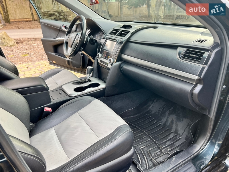 Седан Toyota Camry 2012 в Одессе