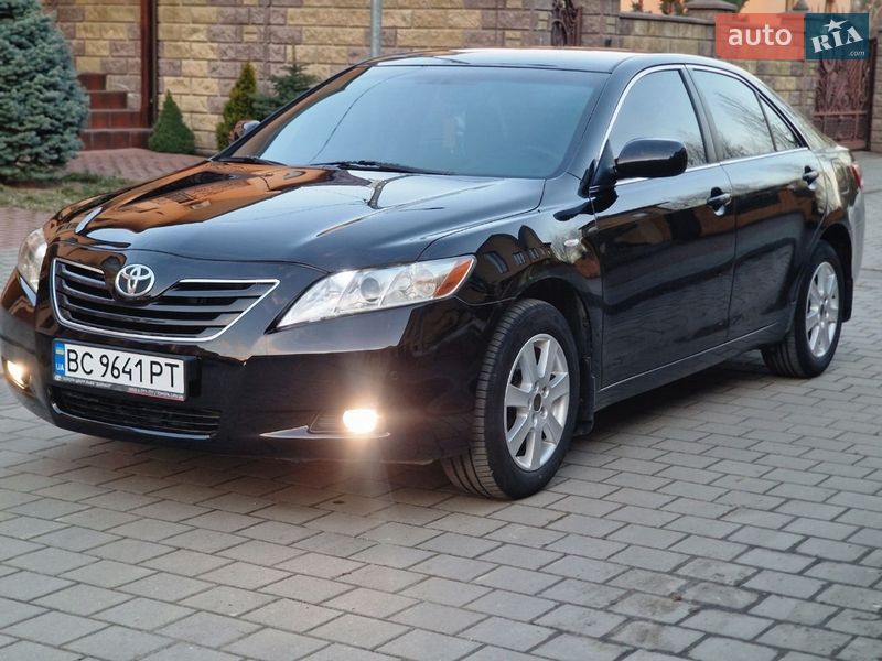 Седан Toyota Camry 2006 в Стрые
