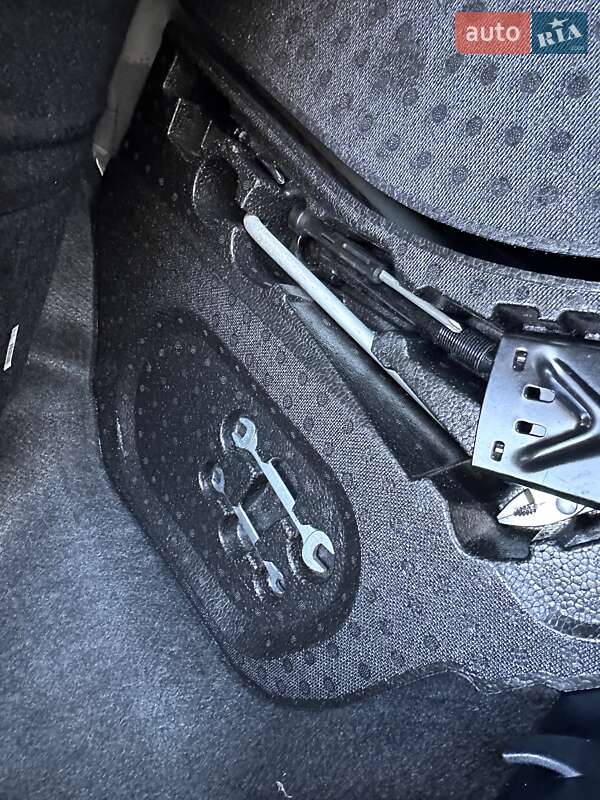 Седан Toyota Camry 2016 в Чорткове фото 49 Седан Toyota Camry 2016 в Чорткове