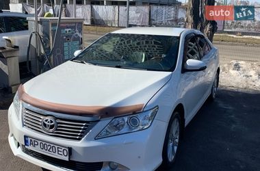 Седан Toyota Camry 2012 в Киеве