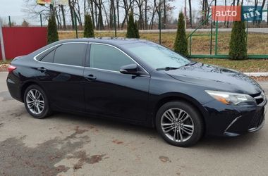 Седан Toyota Camry 2015 в Києві