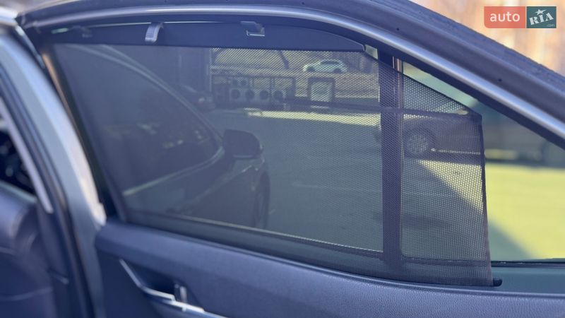 Седан Toyota Camry 2022 в Дніпрі