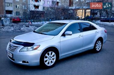 Седан Toyota Camry 2007 в Києві