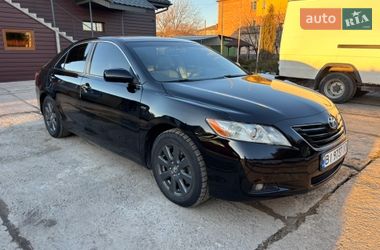 Седан Toyota Camry 2007 в Полтаве