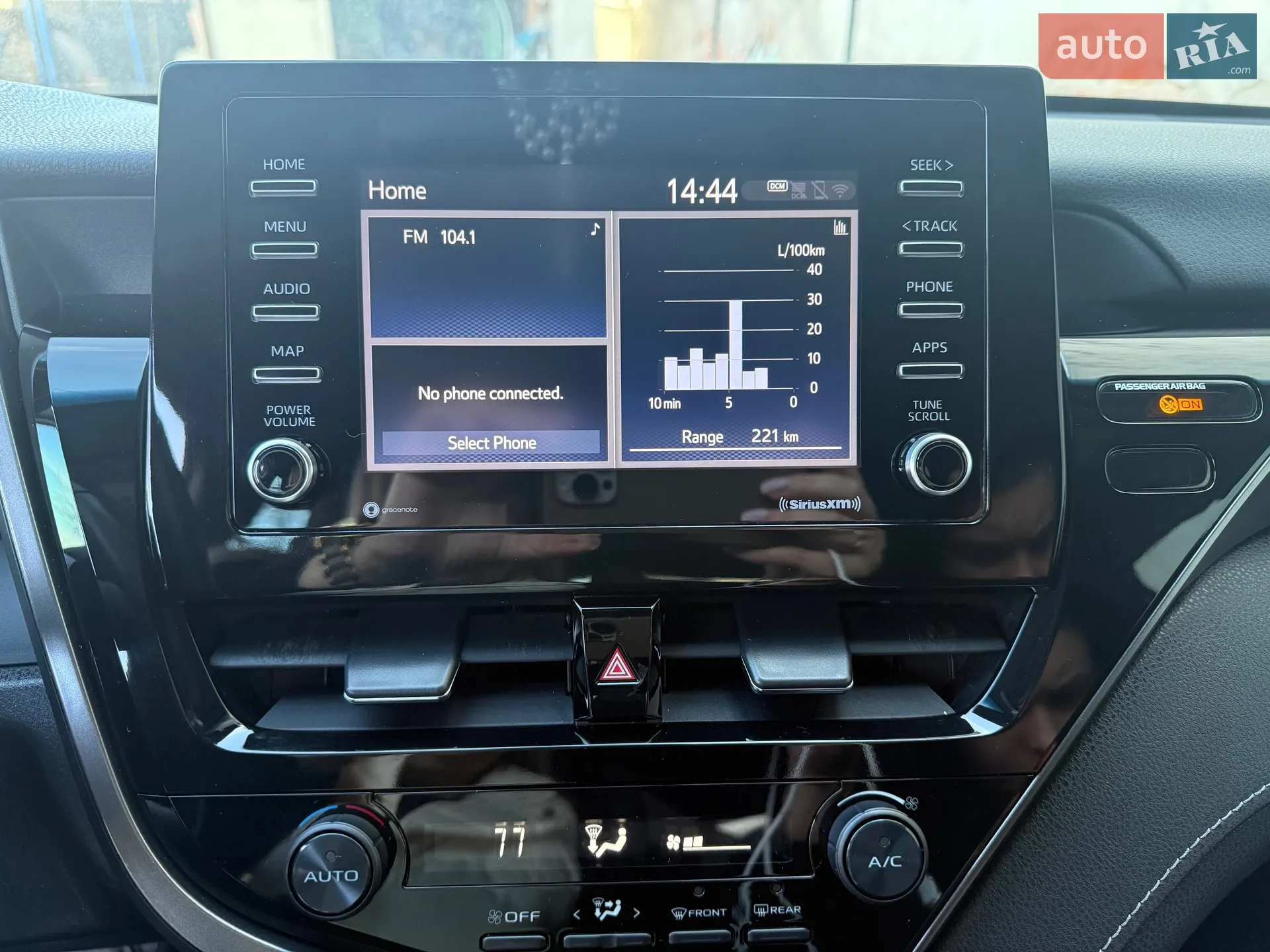 2020 Toyota Camry - мініатюра 11