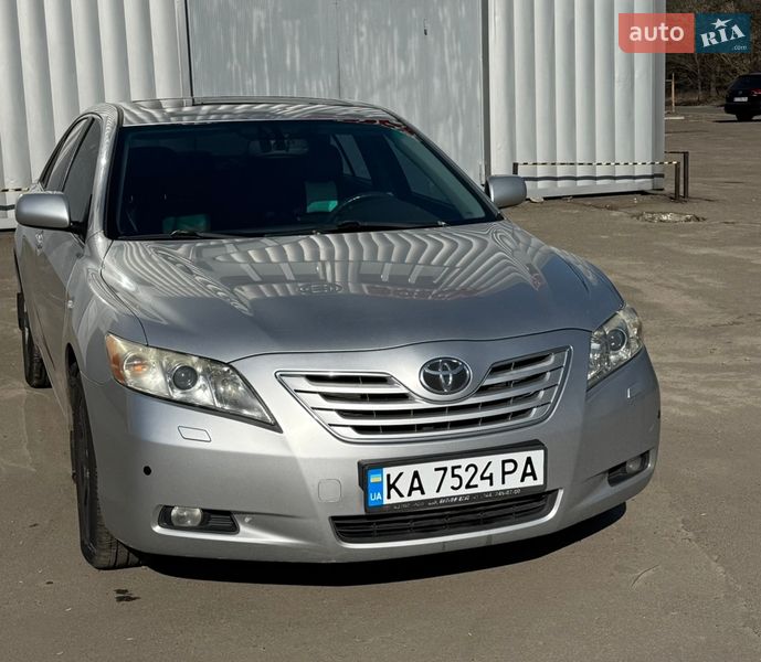 Toyota Camry 2007