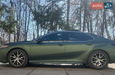 Седан Toyota Camry 2021 в Києві