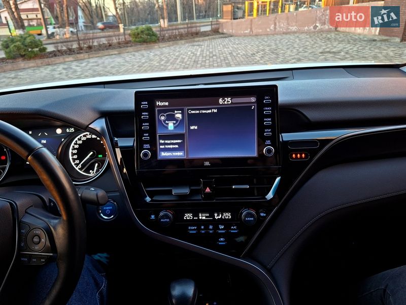 Седан Toyota Camry 2021 в Харькове