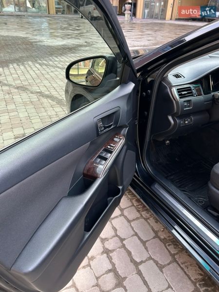 Седан Toyota Camry 2017 в Харькове