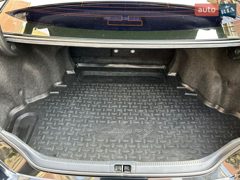 Седан Toyota Camry 2017 в Харькове