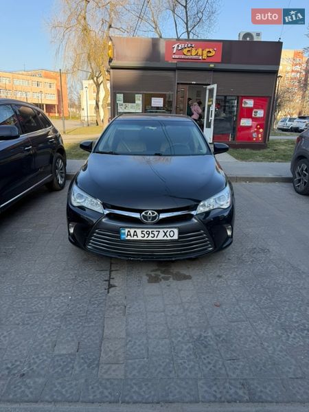 Toyota Camry 2015