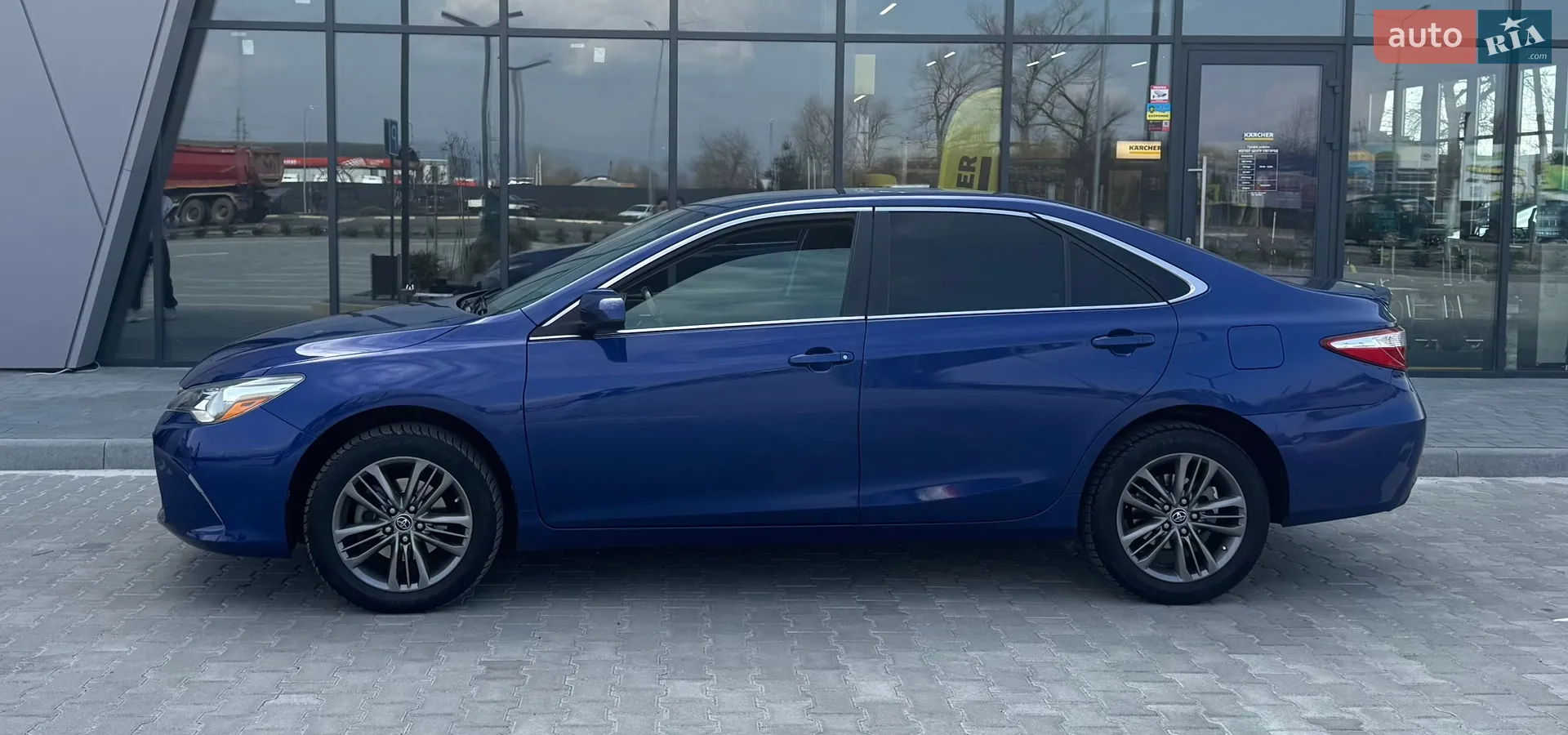 2015 Toyota Camry - мініатюра 3