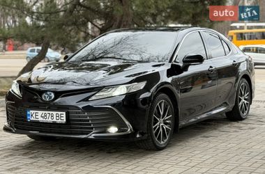 Седан Toyota Camry 2021 в Дніпрі