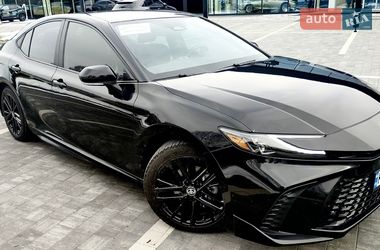 Седан Toyota Camry 2024 в Днепре