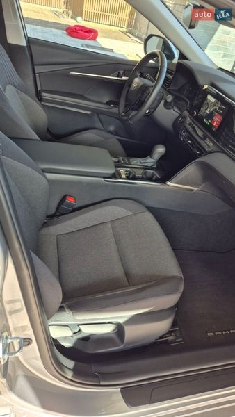 Седан Toyota Camry 2024 в Ивано-Франковске