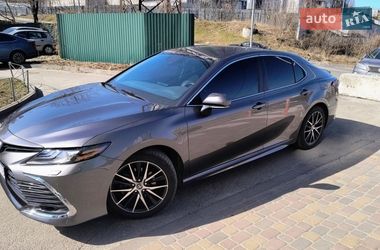 Седан Toyota Camry 2021 в Києві