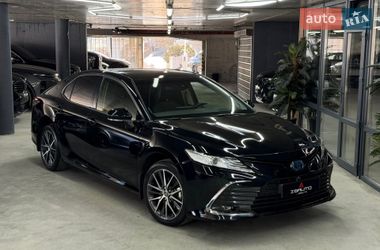 Седан Toyota Camry 2023 в Одессе