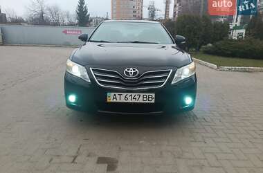 Седан Toyota Camry 2009 в Ивано-Франковске