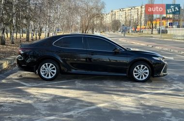 Седан Toyota Camry 2024 в Киеве