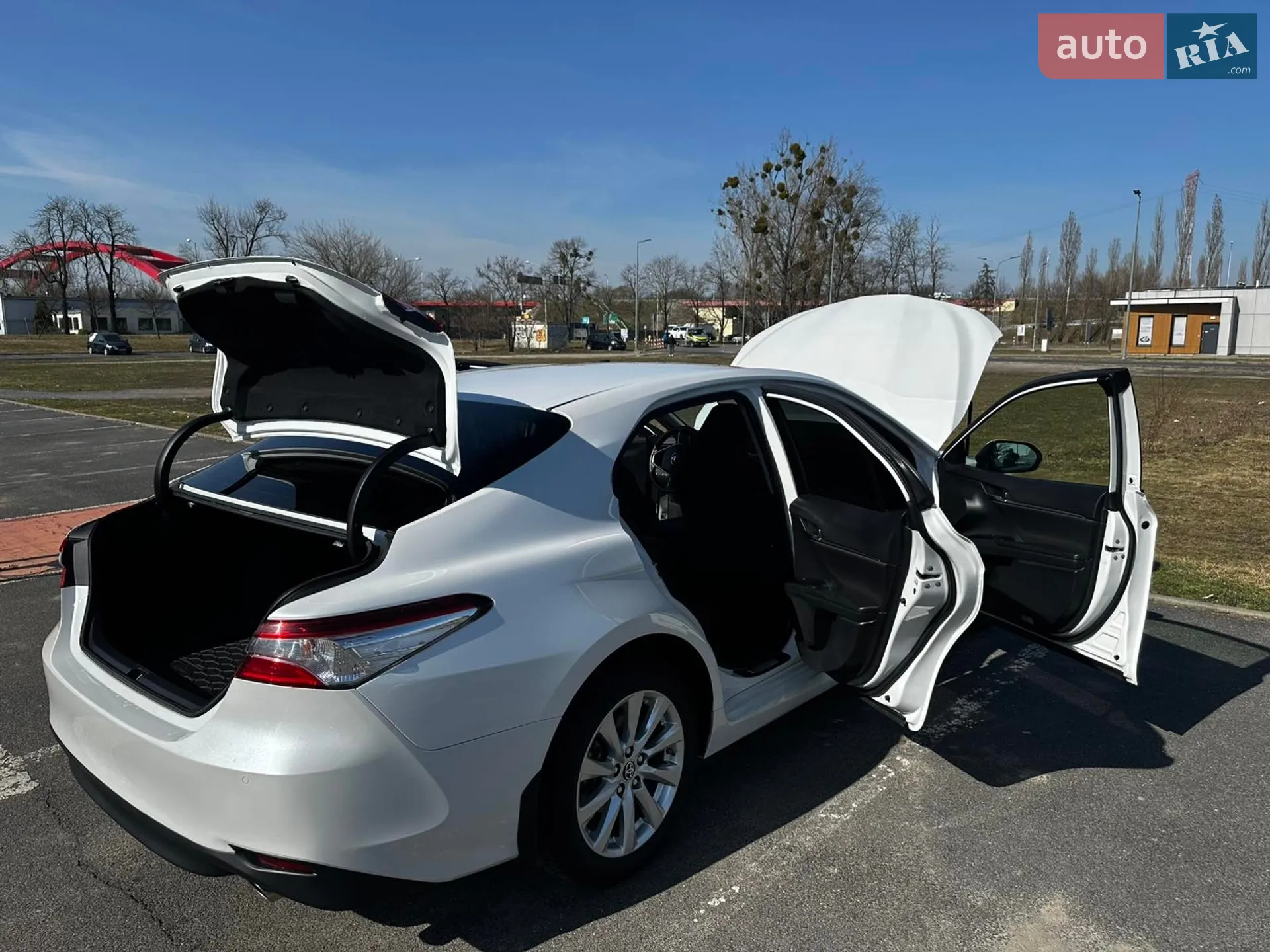 2020 Toyota Camry - мініатюра 8