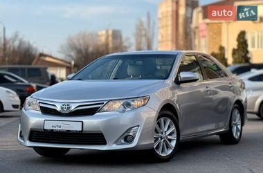 Седан Toyota Camry 2013 в Одессе