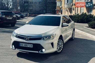 Седан Toyota Camry 2014 в Харькове
