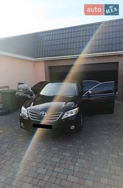 Седан Toyota Camry 2011 в Черкасах