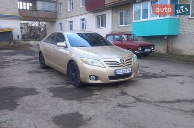 Седан Toyota Camry 2010 в Сатанові