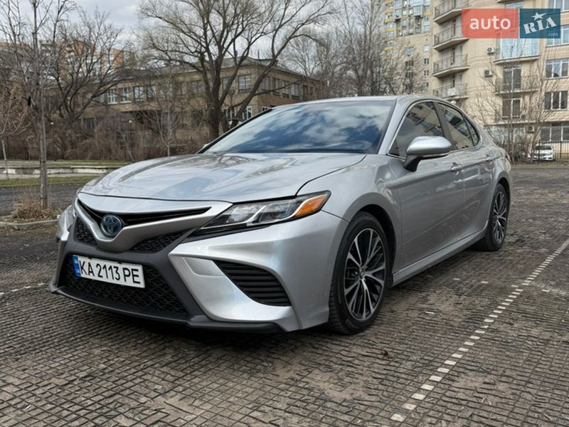 Toyota Camry 2018