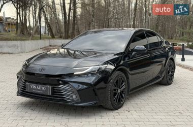 Седан Toyota Camry 2024 в Тернополі