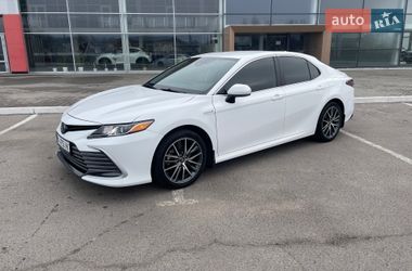 Седан Toyota Camry 2021 в Полтаве